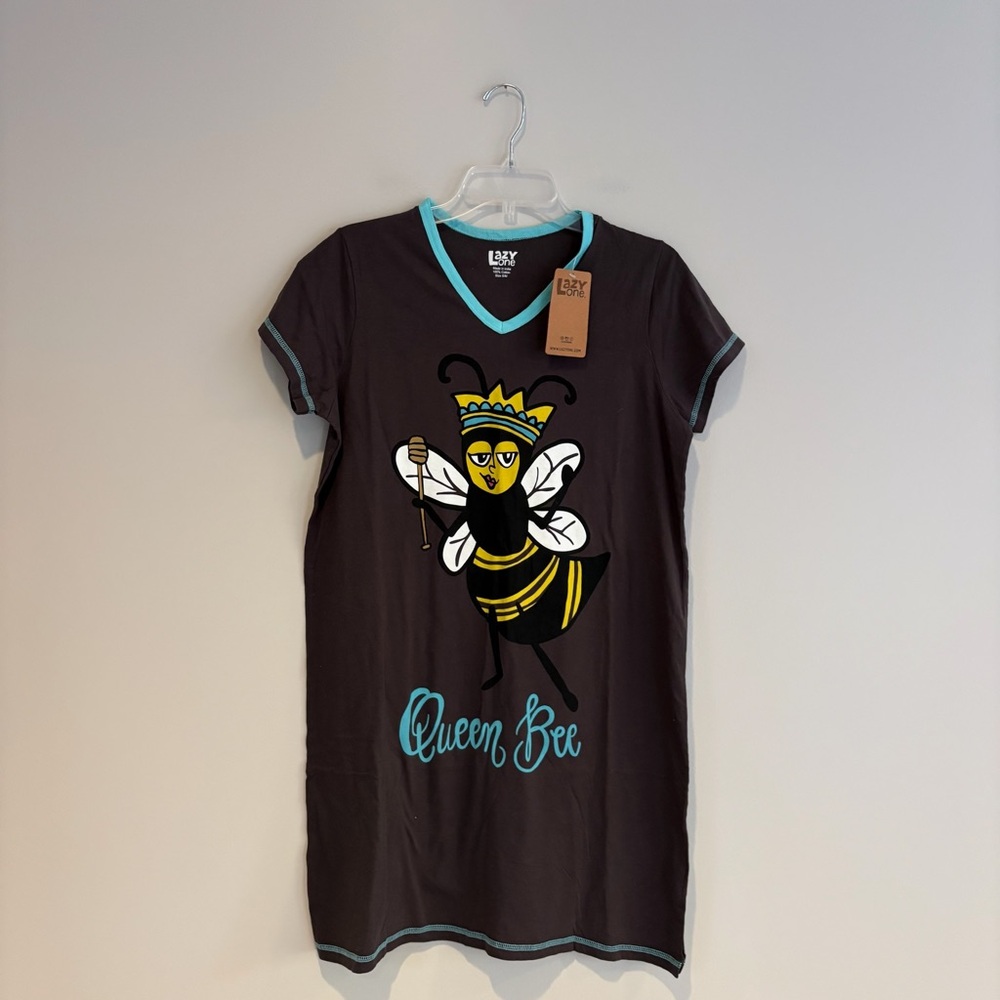 Lazy One Queen B Charcoal Nightshirt Tee with Aqua Trim Size S/M NWT